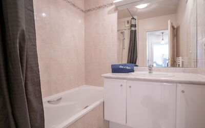 Accommodation:&nbsp;Le Grand Parc 140.6