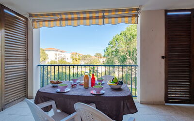 Accommodation:&nbsp;Le Grand Parc 140.10