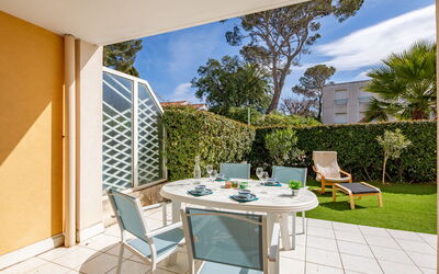 Accommodation:&nbsp;Le Clos Saint Saens 215.5