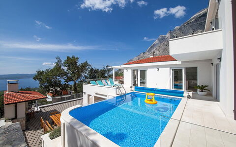 Prestige: Cloud, Sky, Building, Swimming Pool, Azure, Shade, Water, Window, Outdoor Furniture, Seaside Resort