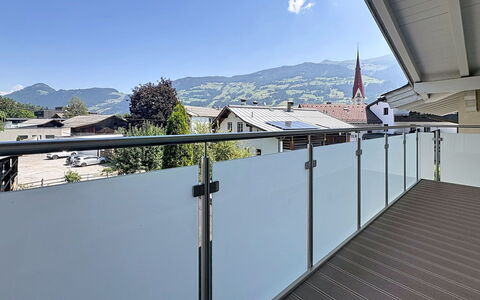 Linnehan: Handrail, Composite Material, Balcony, Metal, Fence, Baluster, Steel, Aluminium