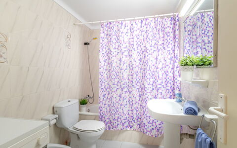 Sant Maurici: Property, Plumbing Fixture, Sink, Bathroom Sink, Plant, Purple, Bathroom, Architecture, Interior Design, Toilet Seat