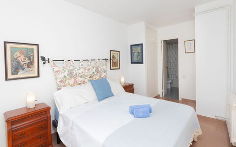 Front Beach: Furniture, Picture Frame, Property, Comfort, Azure, Wood, Interior Design, Pillow, Floor