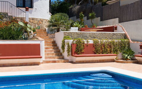Tana: Water, Plant, Property, Swimming Pool, Light, Azure, Green, Blue, Rectangle, Leisure
