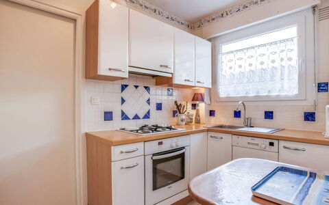 Quiberon 127: Cabinetry, Property, Furniture, Kitchen Sink, Countertop, Sink, Tap, Azure, Kitchen, Wood