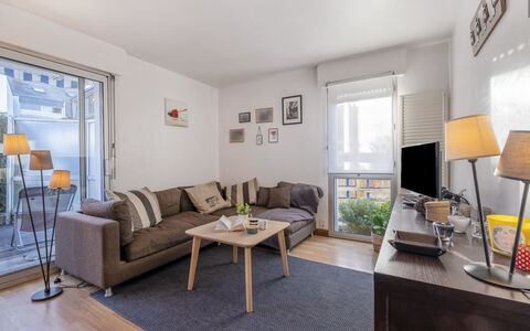 Accommodation:&nbsp;Les Embruns 142.4