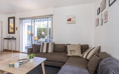 Accommodation:&nbsp;Les Embruns 142.4