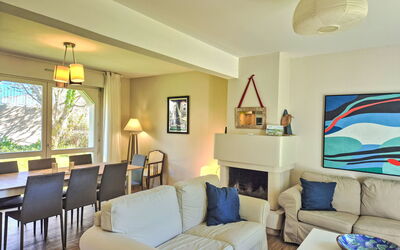 Accommodation:&nbsp;Maison des Corsaires 651.4