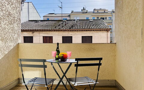 Le Riviera: Furniture, Chair, Outdoor Furniture, Apartment, Balcony, Folding Chair, Wood Stain, Houseplant, Coffee Table, Armrest