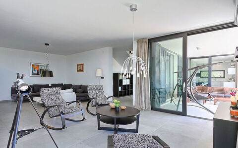 Anna: Room, Living Room, Property, Interior Design, Furniture, Building, Table, House, Ceiling, Floor