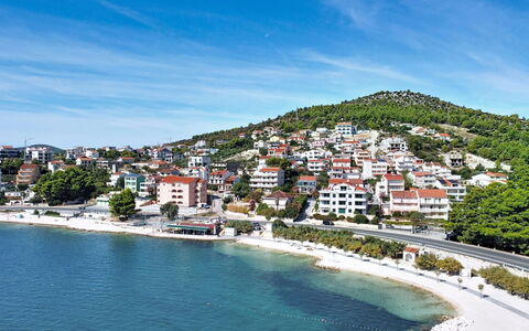 Antoine: Body Of Water, Coast, Coastal And Oceanic Landforms, Beach, Sea, Shore, Tourist Attraction, Bay, Ocean, Sand