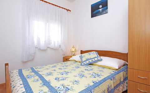 Sofija: Furniture, Property, Azure, Interior Design, Textile, Building, Bed, Window, Floor