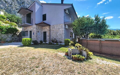 Vesna: Cottage, Estate, Villa, Farmhouse, Balcony