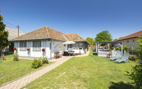 Sunny: House, Roof, Residential Area, Home, Shrub, Cottage, Land Lot, Lawn, Shade, Garden