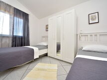 Accommodation:&nbsp;Katarina 106.1