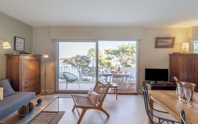 Accommodation:&nbsp;La Baie de Beaumer 235.2