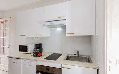 Accommodation:&nbsp;Le Petit Robinson 120.1