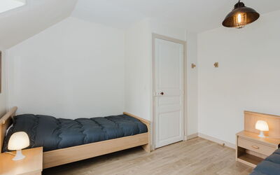 Accommodation:&nbsp;Le Petit Robinson 120.3