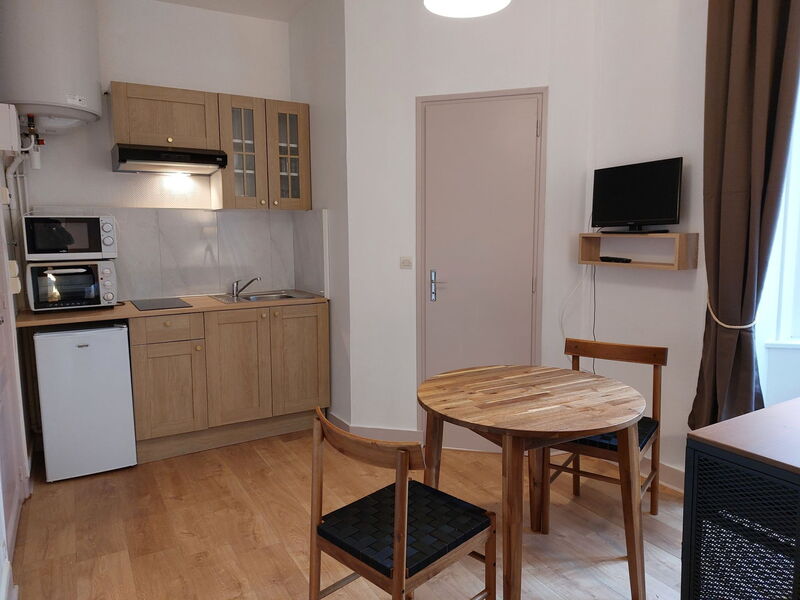 Accommodation:&nbsp;Le Petit Robinson 120.7