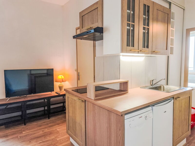 Accommodation:&nbsp;Le Petit Robinson 120.6