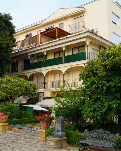 Plaza de Las Flores