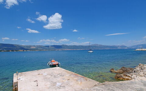 Trogir Arbanija 100: Sky, Body Of Water, Sea, Blue, Water, Ocean, Horizon, Cloud, Coast, Azure