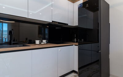 Accommodation:&nbsp;Mornar 100.3