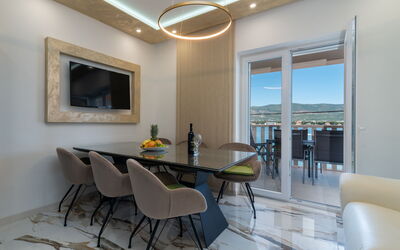 Accommodation:&nbsp;Mornar 100.3