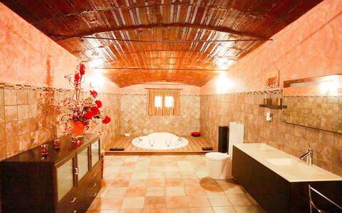 L'Aldea: Room, Property, Interior Design, Building, Architecture, Ceiling, Floor, House, Bathroom, Tile