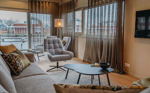 De Woude: Furniture, Interior Design, Flooring, Wood, Floor, Ceiling, Lighting, Home, Living Room, Chair