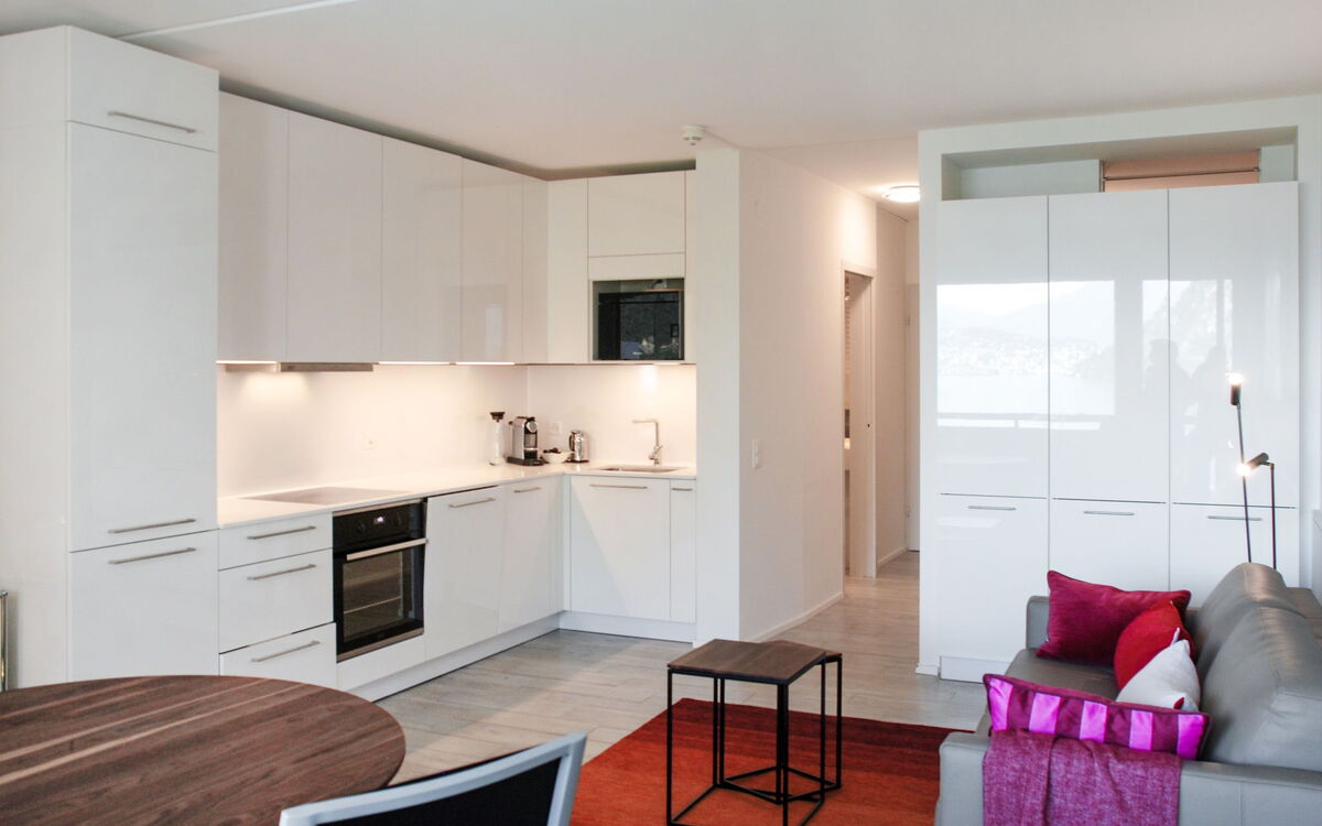 Accommodation:&nbsp;App. 511 50.4