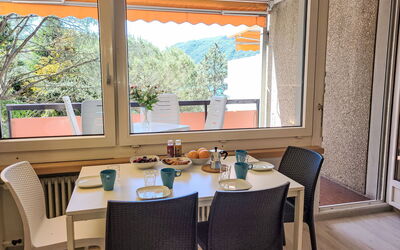 Accommodation:&nbsp;Lago di Lugano Relax Apt.604 50.14