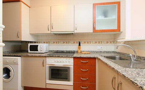 Peñiscola 48: Cabinetry, Countertop, Sink, Property, White, Kitchen Stove, Kitchen, Tap, Wood, Kitchen Sink
