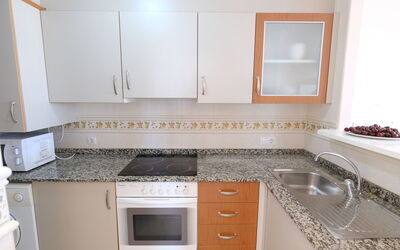 Accommodation:&nbsp;Urgeles 48.1