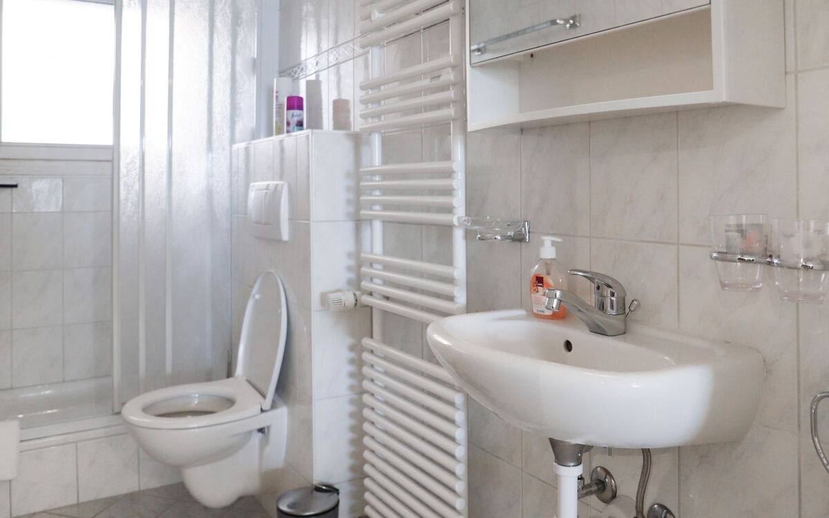 Accommodation:&nbsp;Balmoral 118.2