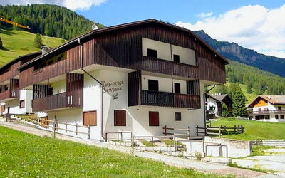 Accommodation:&nbsp;Apt 1 570.1