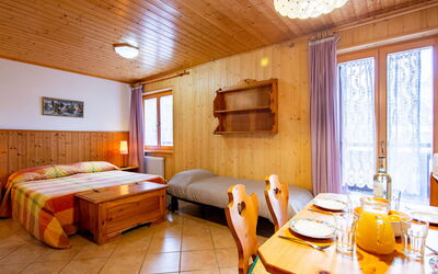 Accommodation:&nbsp;Apt 39 590.5