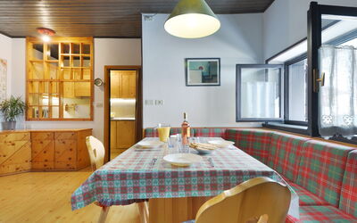 Accommodation:&nbsp;Apt 47 590.7