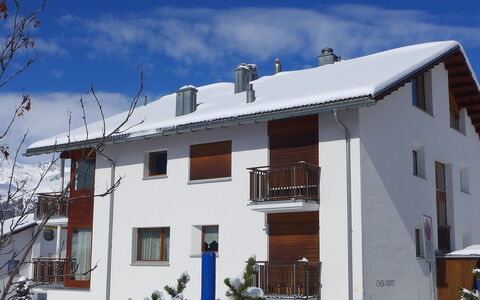 Chesa Vadret 12: Cloud, Sky, Building, Window, Plant, Snow, House, Residential Area, Neighbourhood
