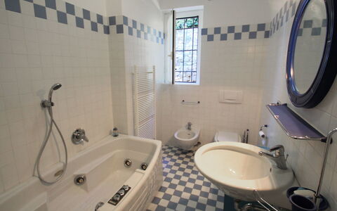 Villa Sara: Tap, Mirror, Plumbing Fixture, Bathtub, Sink, Property, Photograph, Bathroom Sink, White, Bathroom