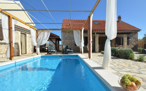 Marija: Water, Sky, Cloud, Water Resources, Azure, Tree, Natural Landscape, Beach, Coastal And Oceanic Landforms, Plant