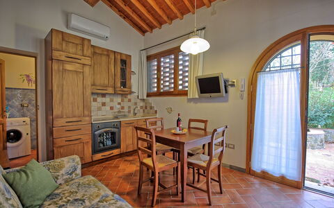 Accommodation:&nbsp;Carraia