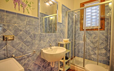 Accommodation:&nbsp;Carraia