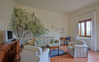 Accommodation:&nbsp;Iris