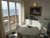 Accommodation:&nbsp;Nautilus