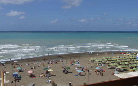 Appartamento - Le Finestre: Beach, Sea, Vacation, Ocean, Shore, Coast, Tourism, Sand, Summer, Resort