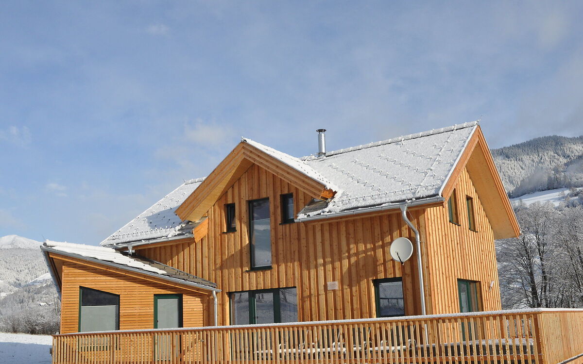 Accommodation:&nbsp;Mit 4 Schlafzimmern & Ir-Sauna 400.8