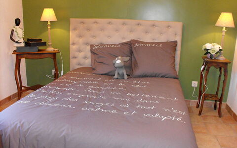 La Ferme de Gabrielle: Brown, Building, Furniture, Property, Photograph, Comfort, Green, Wood, Lamp, Bed Frame