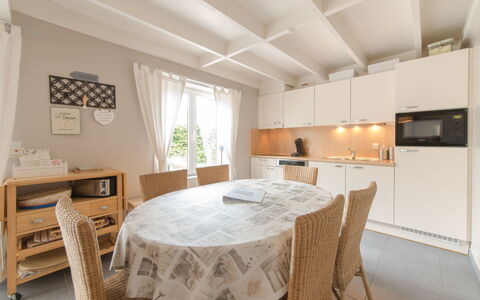 Bredene 460: Furniture, Property, Table, Window, Building, Chair, Cabinetry, Wood, Plant, Interior Design