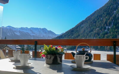 Champex 50: Sky, Daytime, Property, Tableware, Flowerpot, Mountain, Table, Plant, Azure, Drinkware